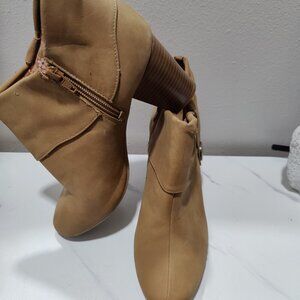 Decree tan ankle boots